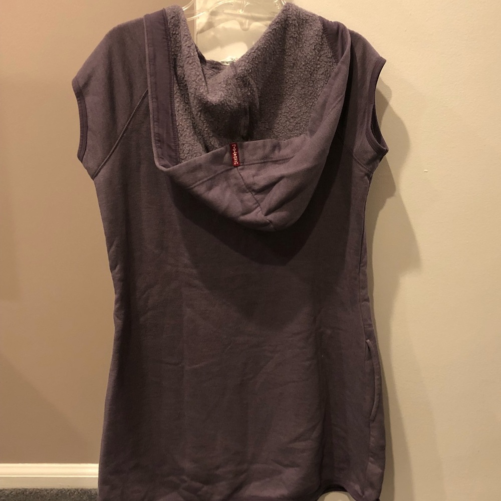 Hardtail cap sleeve/ tunic sweatshirt